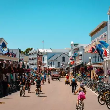 mackinac-island-001-e1726077420718-square-245000b45c248aaa3ddadd095ab21fce-67ae757eee2ac mackinac-island-001-e1726077420718-square-245000b45c248aaa3ddadd095ab21fce-67ae757eee2ac