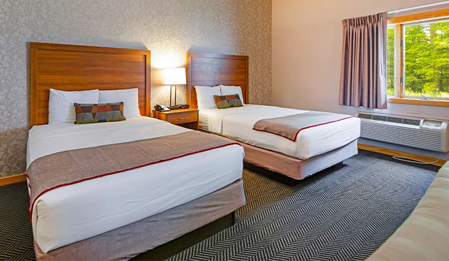 Michigan lodge and inn